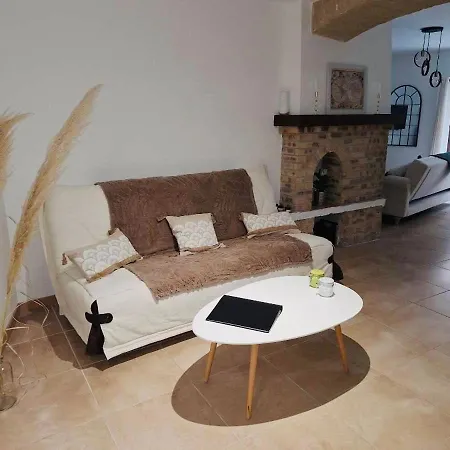 Holiday home La Bonbonniere De Charme Avec Jacuzzi