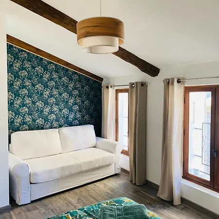 Holiday home La Bonbonniere De Charme Avec Jacuzzi Malaucene